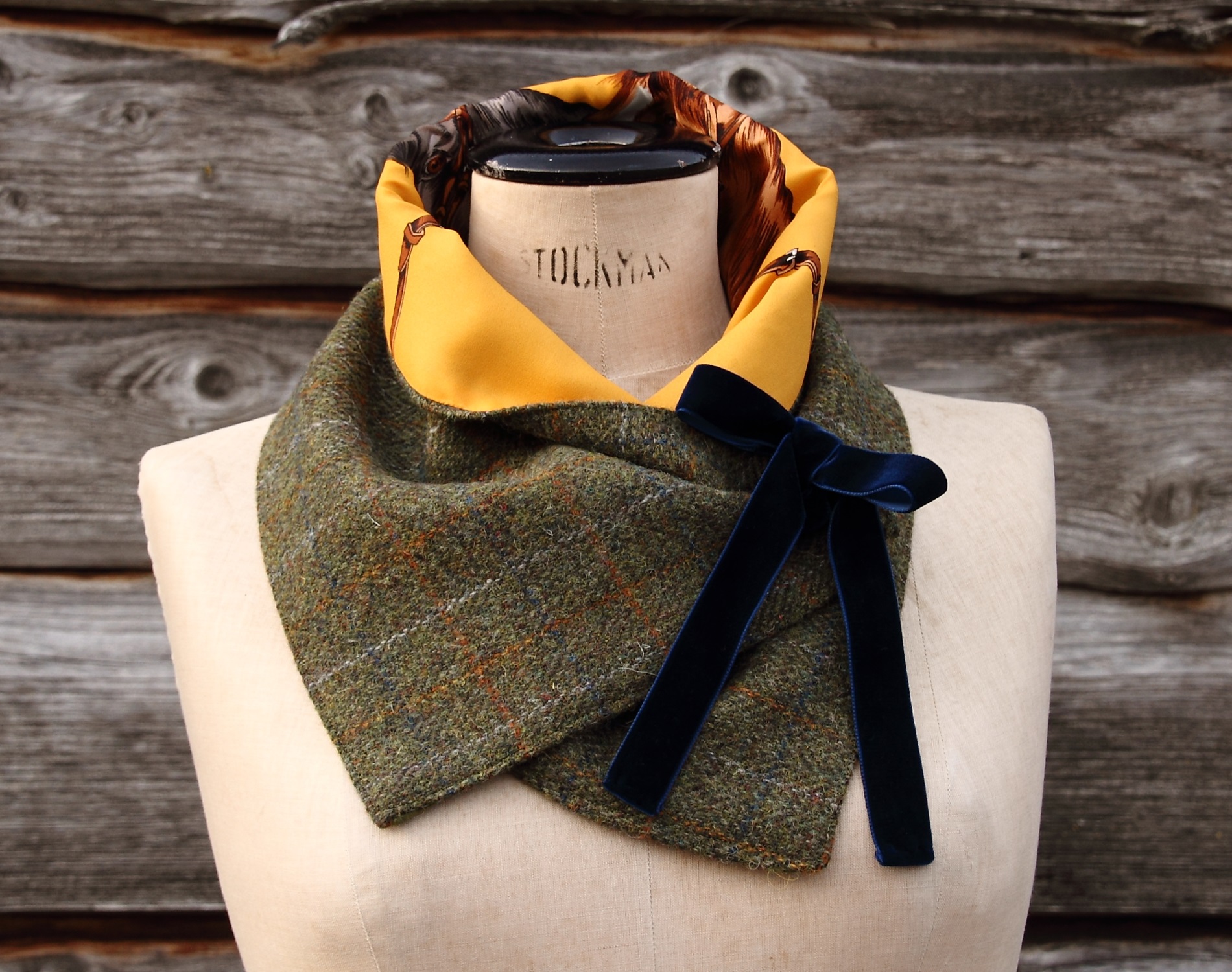Harriet Hoot Harris Tweed Horse Neck Wrap