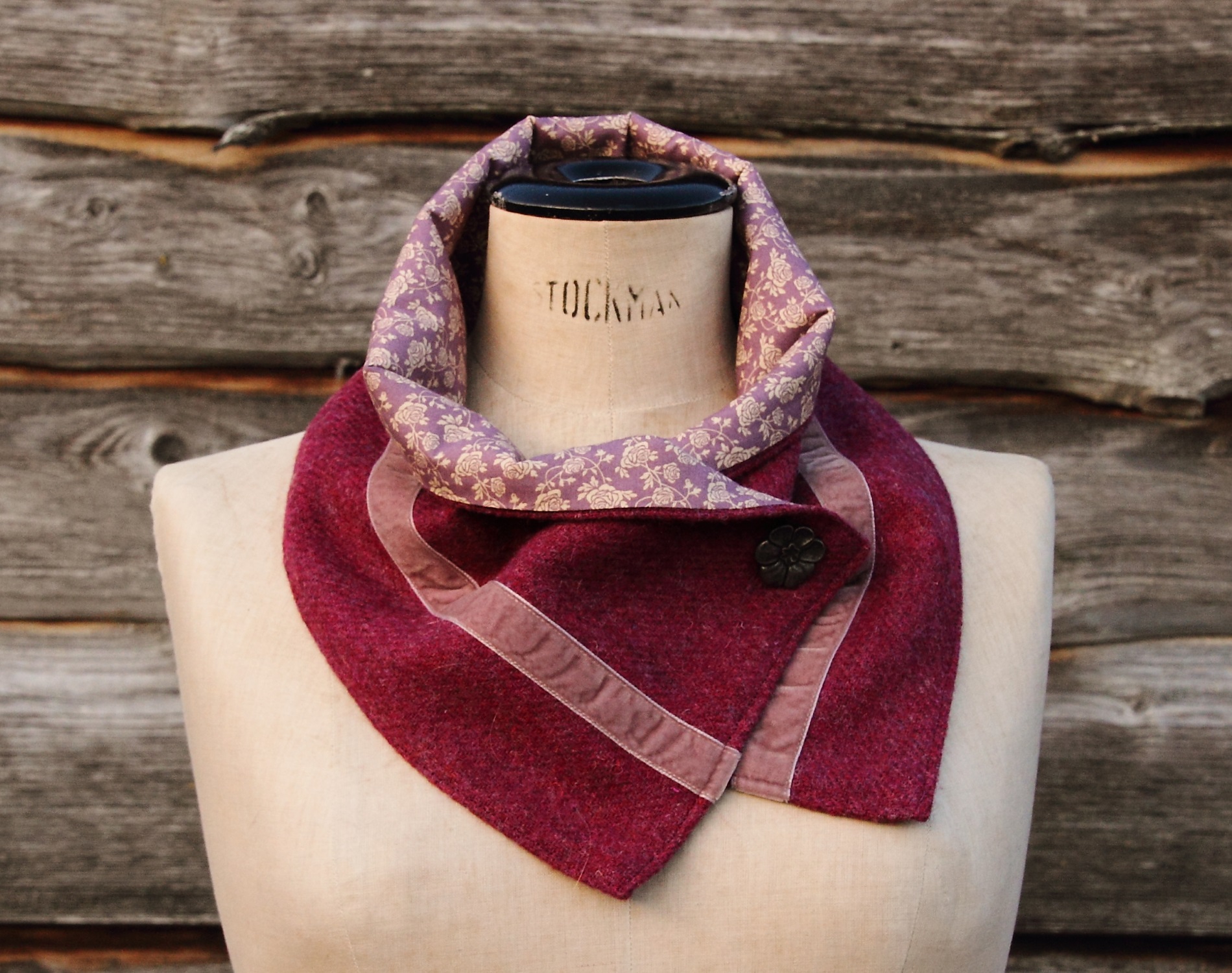 Harriet Hoot Harris Tweed Raspberry Neck Wrap